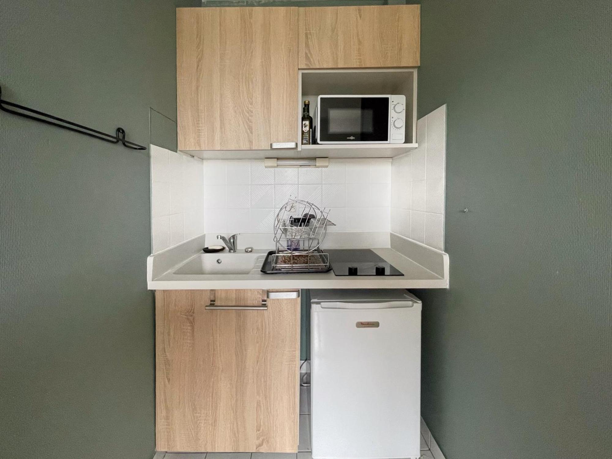 T1 Cosy - 5Min Du Port - Parking - Linge Inclus Apartment วานส์ ภายนอก รูปภาพ